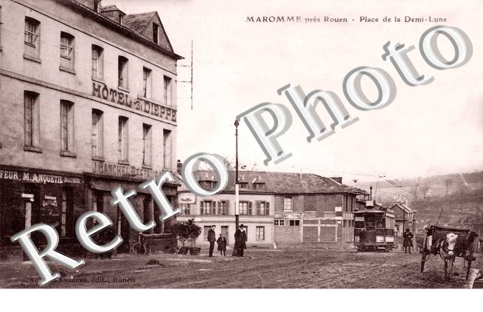 place de la Demi-Lune