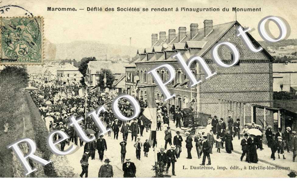 Defile des Societes se rendant a l'inauguration du monument