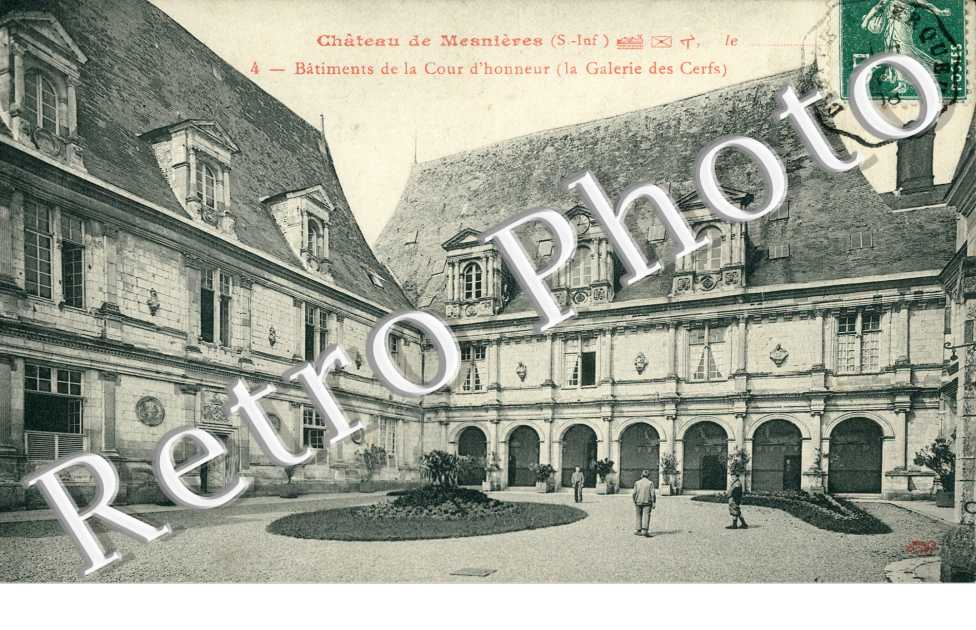 le chateau Batiment de la Cour d'Honneur