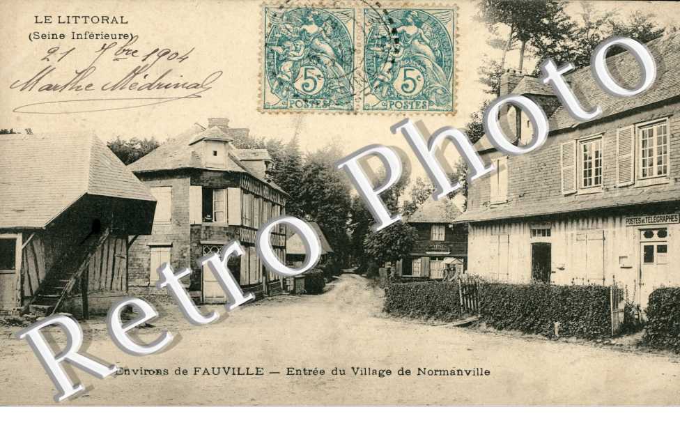 l'Entree du Village de Normanville