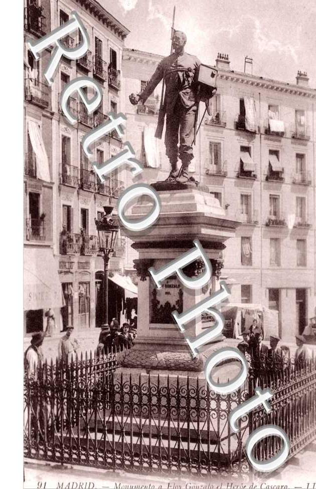 Monumento a Eloy Gonzalo el herve de cascaro