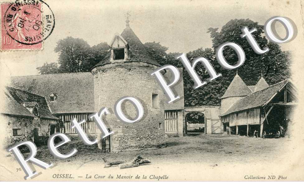 la Cours du Manoir de la Chapelle