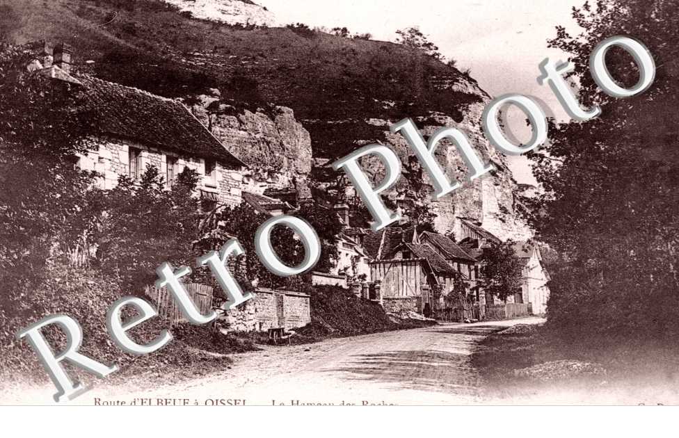 Route d'Elboeuf a Oissel, le Hameau des Roches