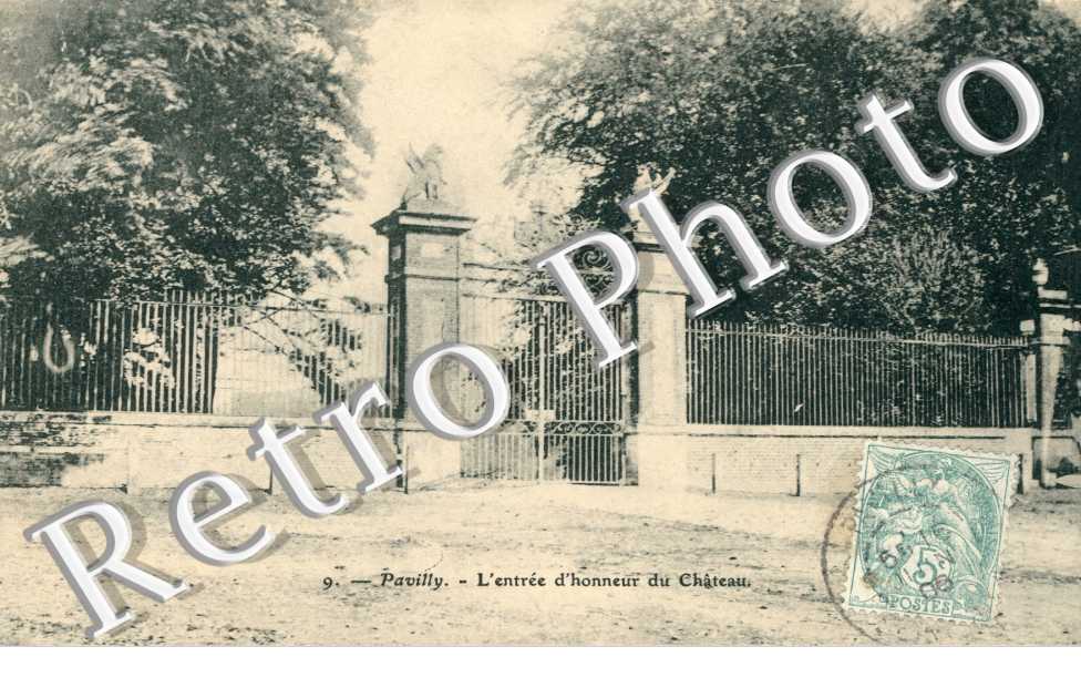 le Chateau - Entree d'Honneur