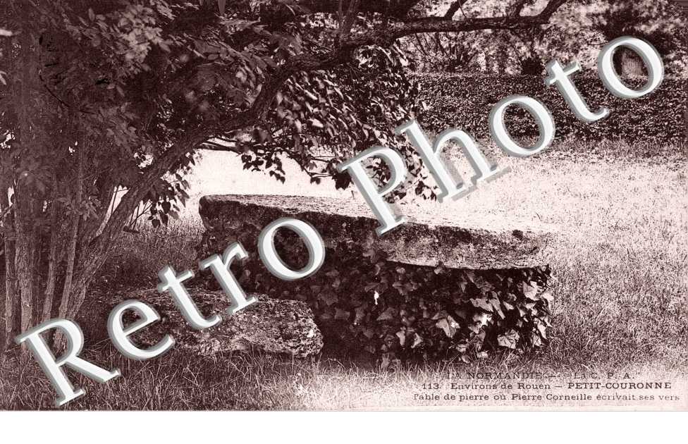 Table de pierre où Pierre Corneille écrivait ses vers