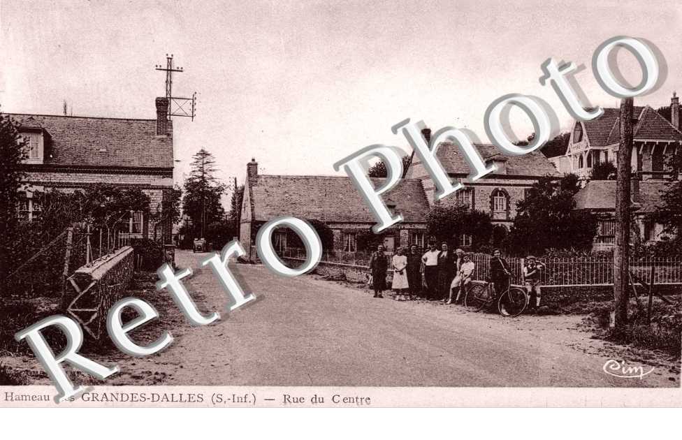 Rue du Centre, Hameau des Grandes Halles