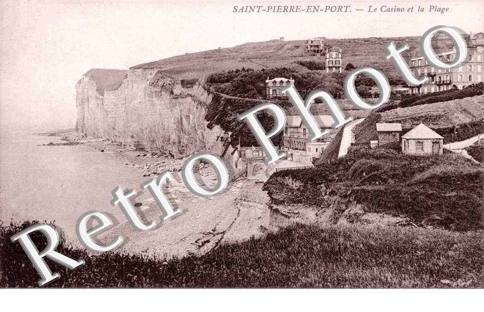 Le casino et la plage
