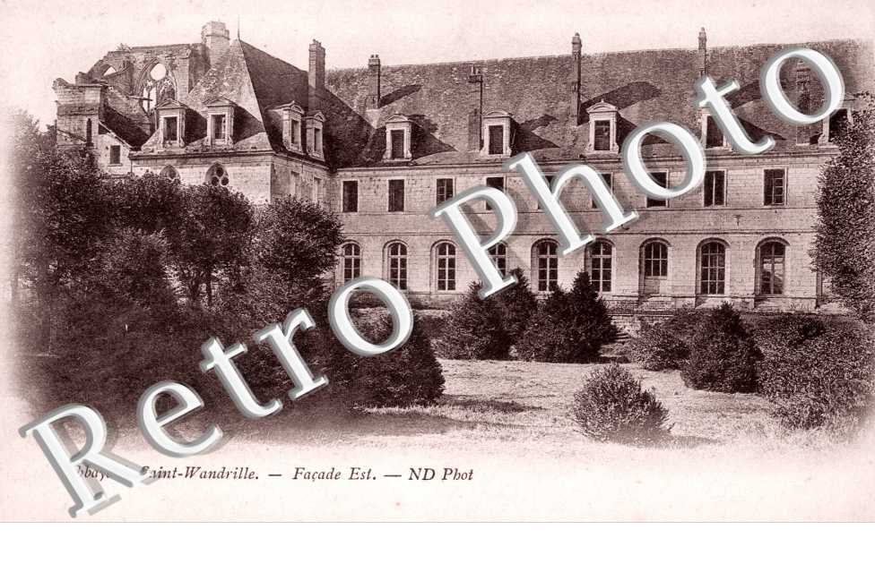 Abbaye, façade est