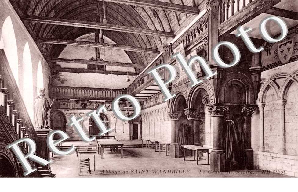 L'abbaye Le grand refectoire