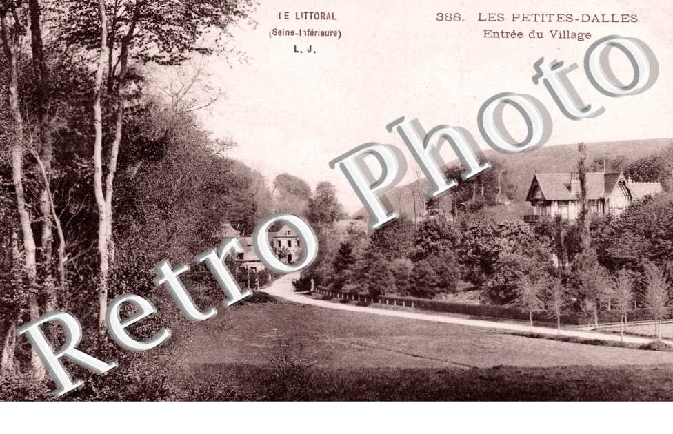 l'Entree du Village, les Petites-Dalles