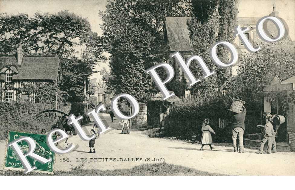 Vue Interieure, les Petites Dalles