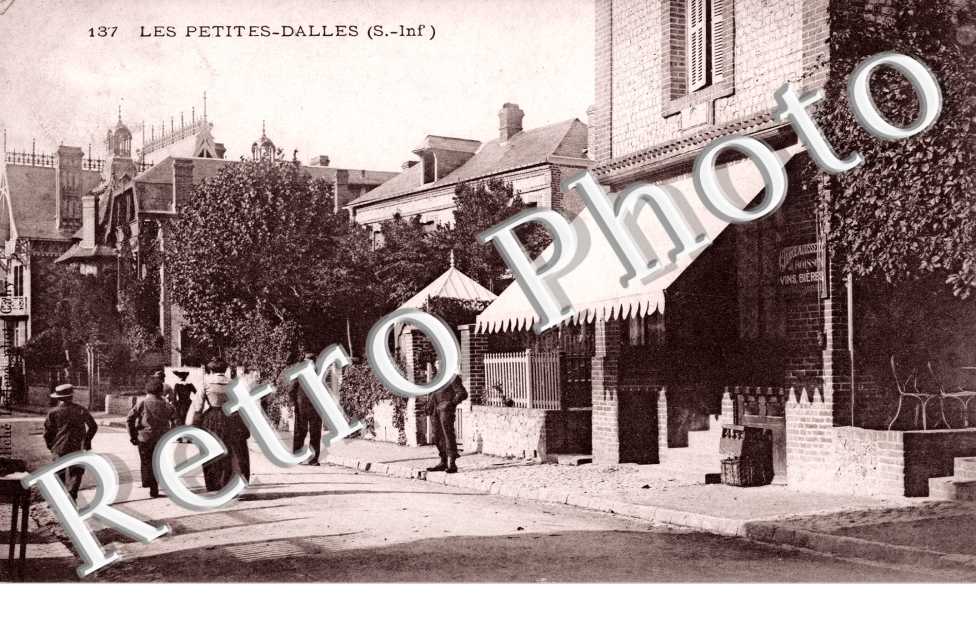 Vue Interieure, les Petites Dalles
