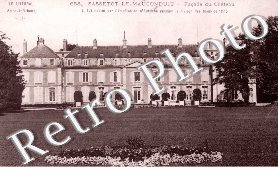 le Chateau - Facade