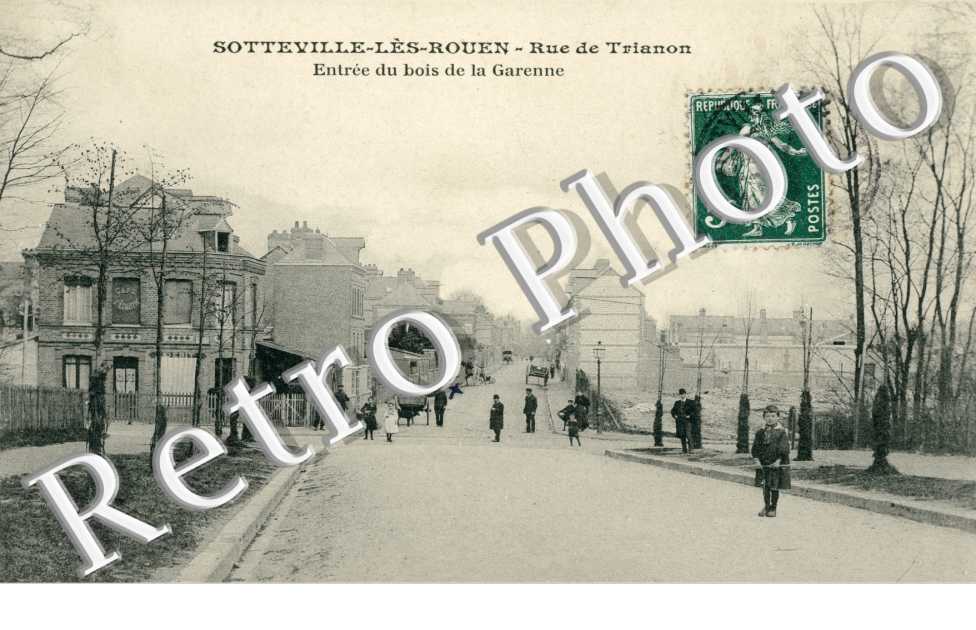 Rue de Trianon, Entree du Bois de la Garenne