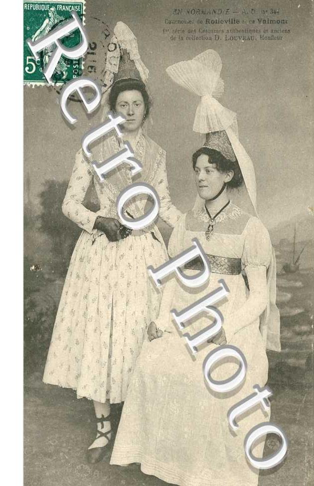 Folklore, jeunes filles