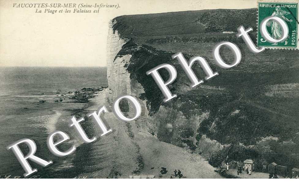 la Plage et les Falaises est