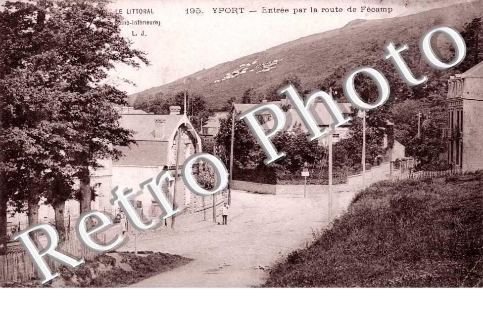 Entree par la Route de Fecamp