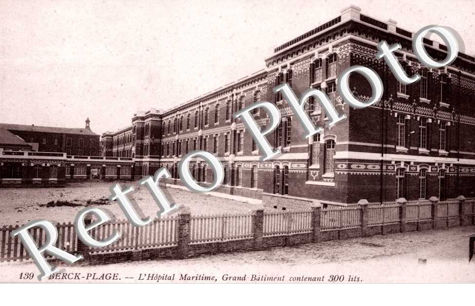 l'Hopital Maritime, grand batiment contenant 300 lits