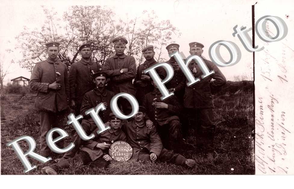 ( soldats )