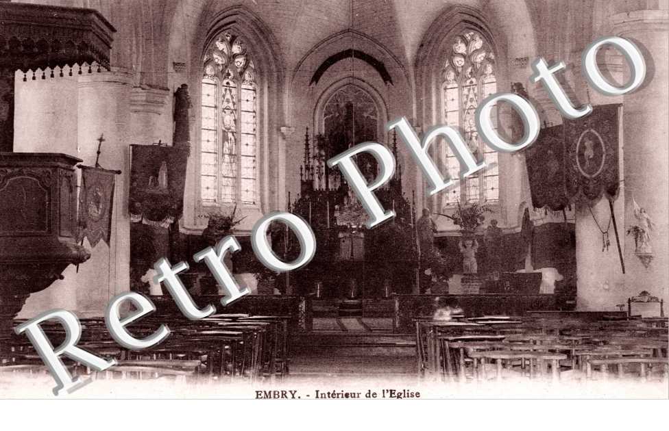 interieur de l'eglise