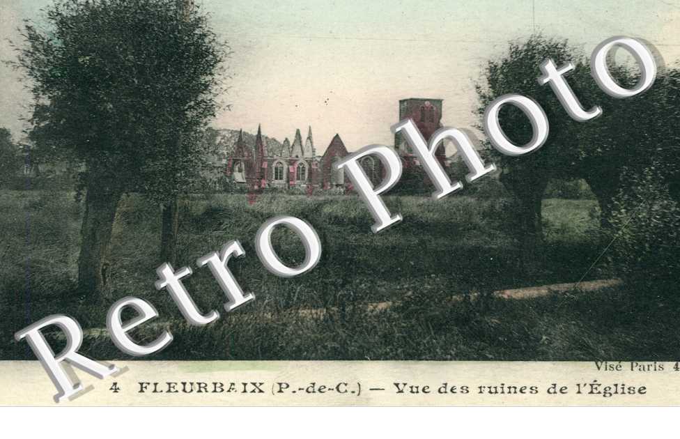 vue des ruines de l' eglise
