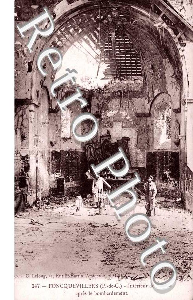 interieur de l'eglise apres le bombardement