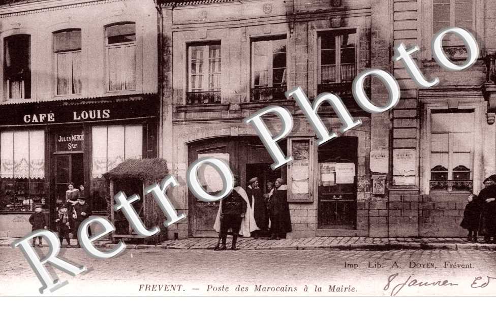 Poste des Marocains a la Mairie