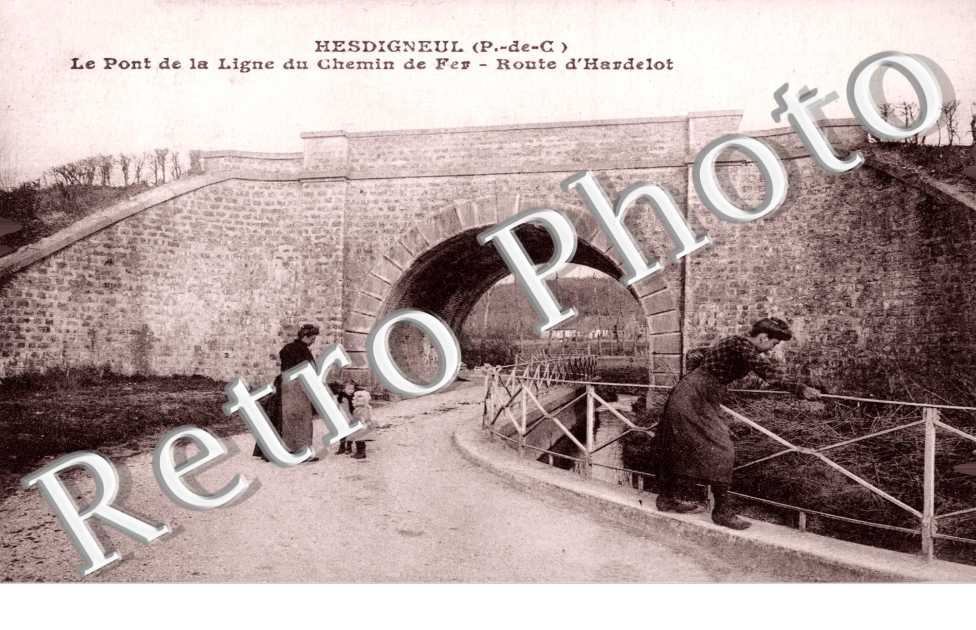 le pont de la ligne de chemin de fer