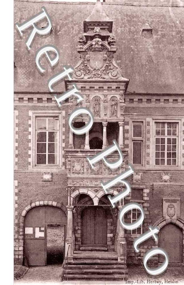 la breteche de l'Hotel de Ville