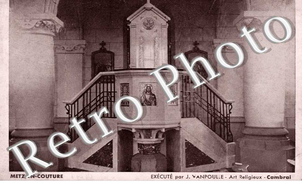 Interieur de l'eglise