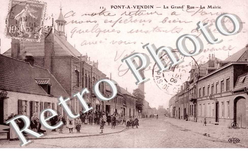 La grand'rue - la mairie