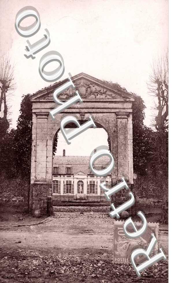 Portail du chateau