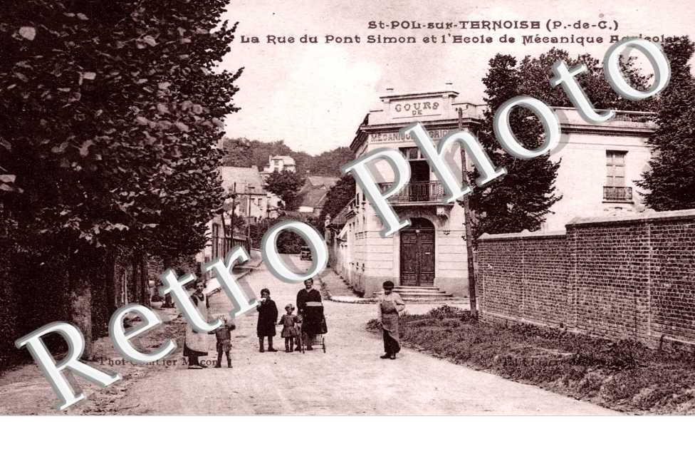 La Rue du Pont Simon et l'Ecole de Mecanique Agricole