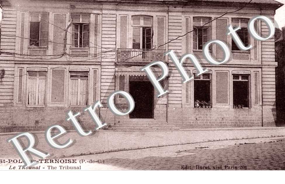 le Tribunal 