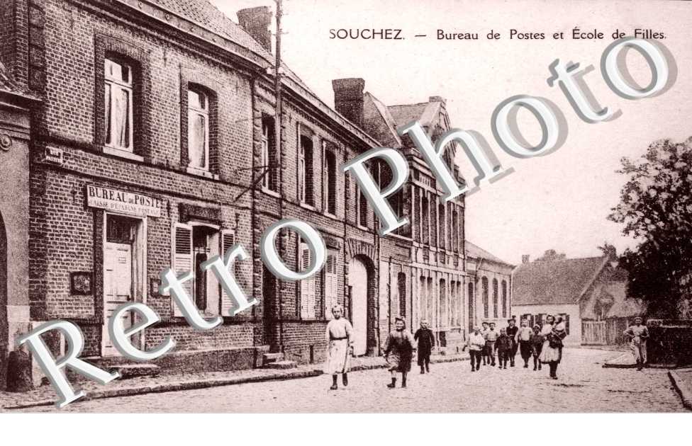 Bureau de postes et ecoles de filles