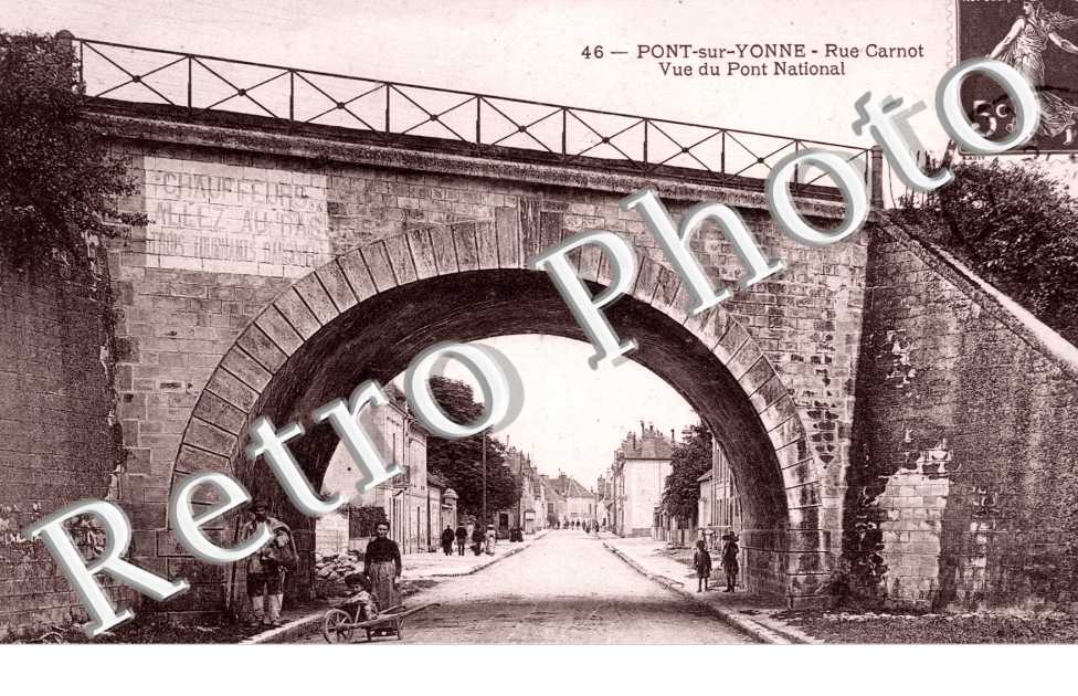Rue Carnot, Vue du Pont National