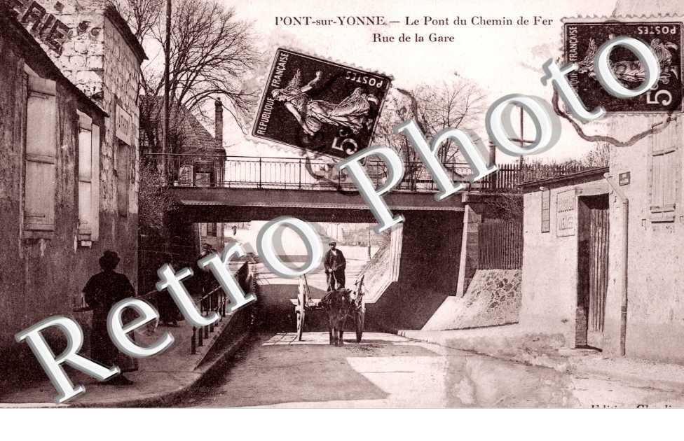 Pont du Chemin de Fer, Rue de la Gare