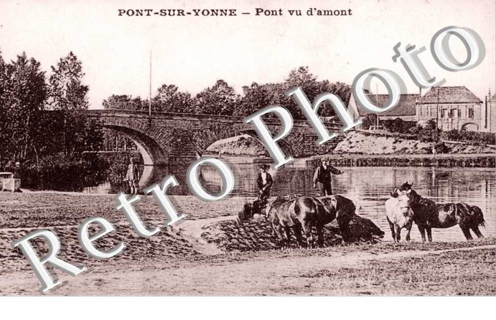 Pont vu d'amont