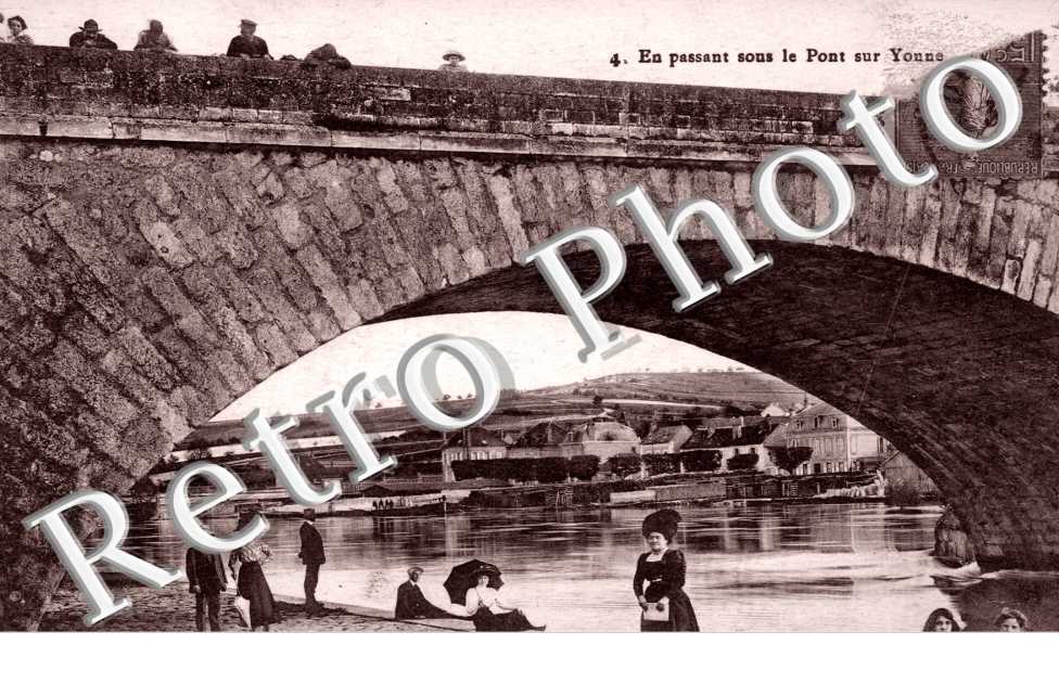 en passant sous le pont de l'Yonne