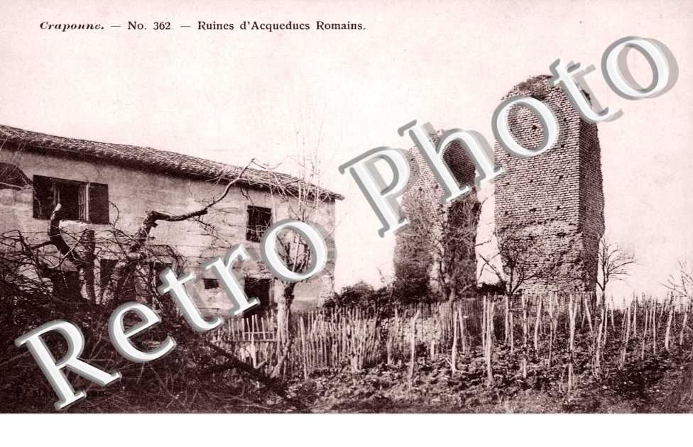 Ruines d'Acqueducs Romains
