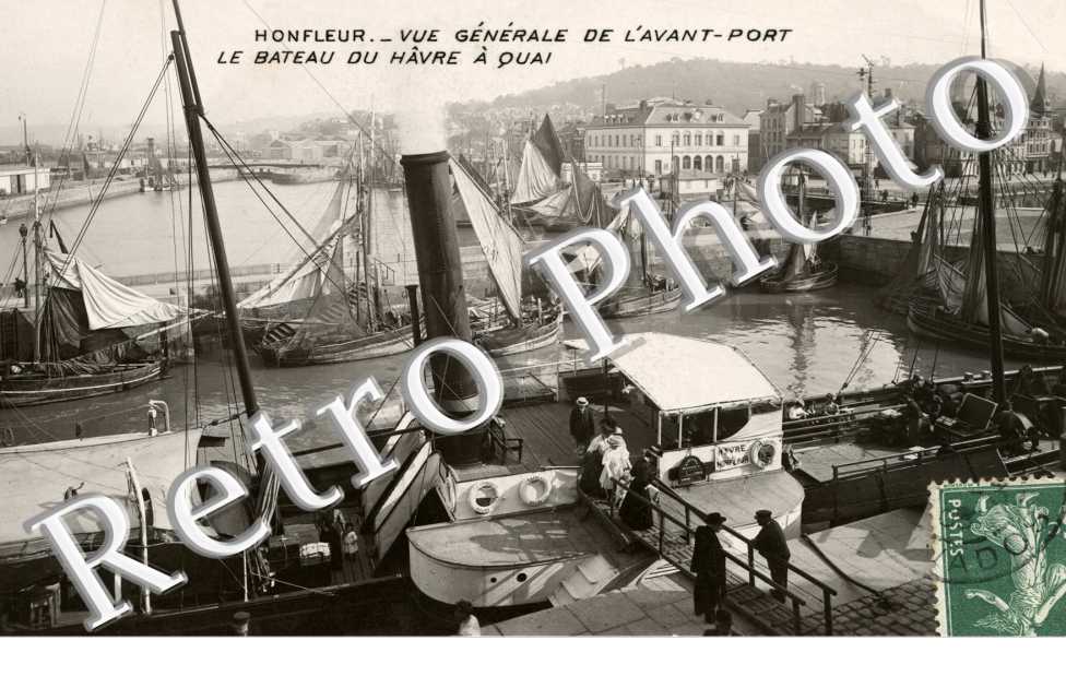 Vue Generale de l'avant Port