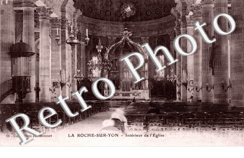 Interieur de l'Eglise