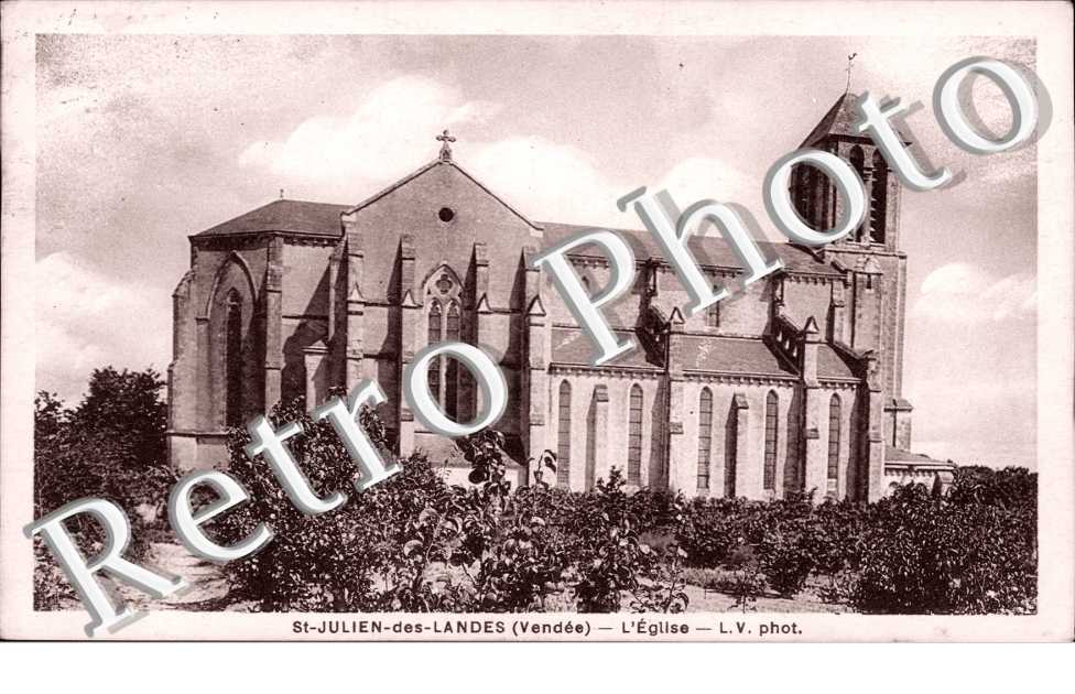 Saint Julien des Landes, l'Eglise