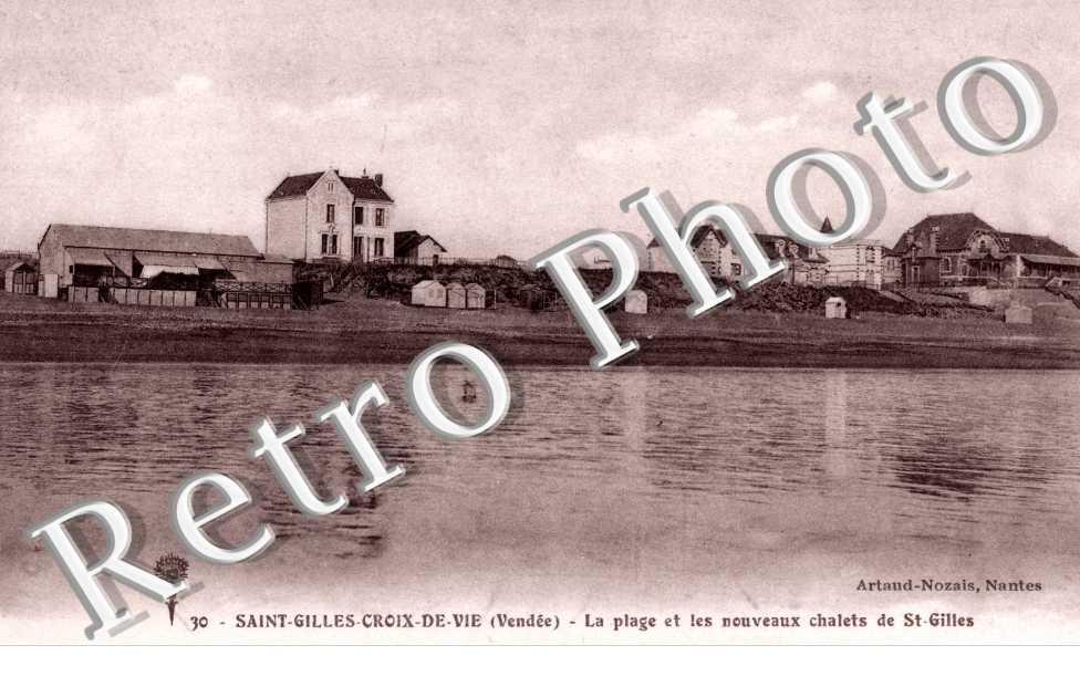 la plage et les nouveaux chalets
