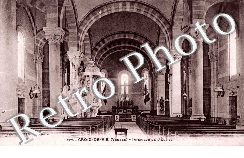 Interieur de l'Eglise