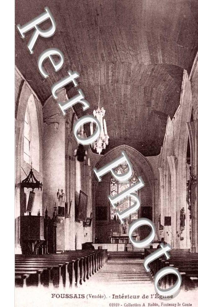 interieur de l'eglise