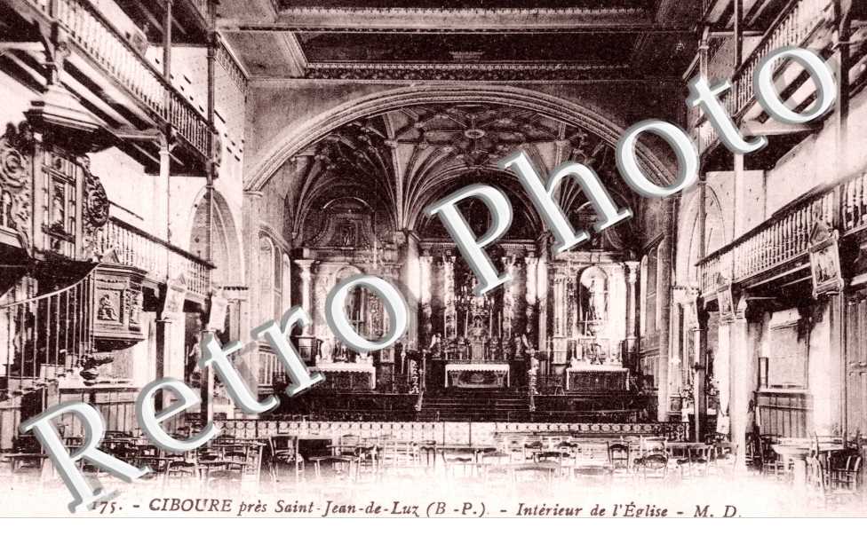 Interieur de l'Eglise