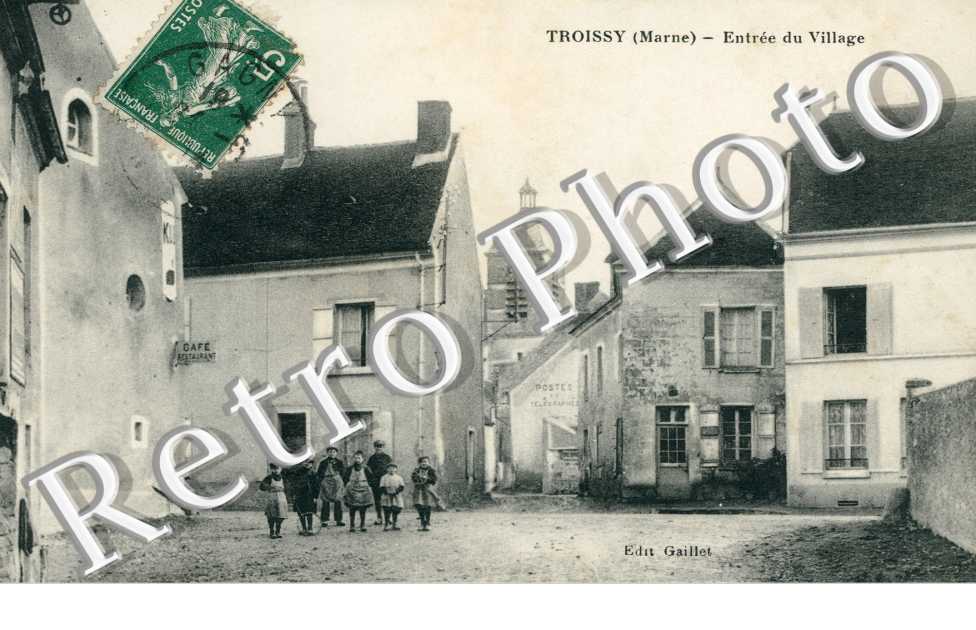 Entree du Village