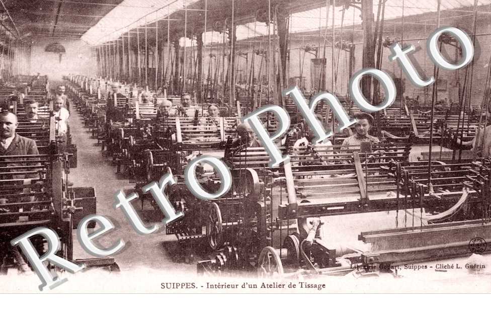 interieur d' un atelier de tissage