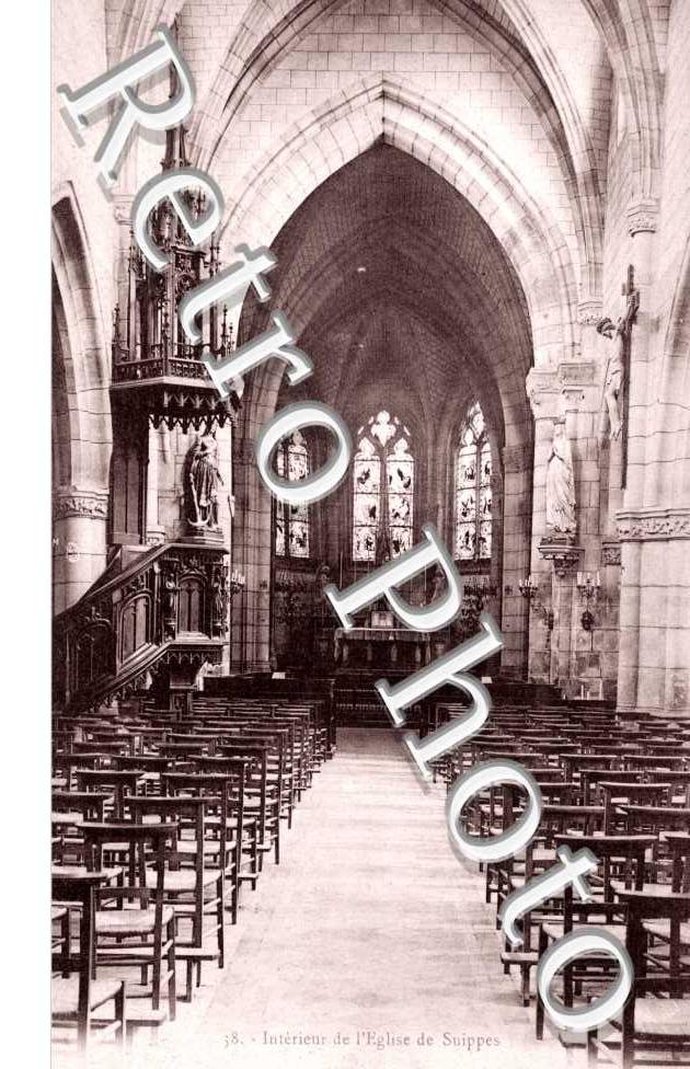 Interieur de l'Eglise